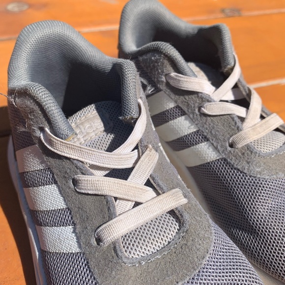 Adidas Slip-on Toddler Runners Sz 9 - Picture 3 of 3